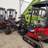 Excavatoare si mini-excavatoare noi pe stoc!